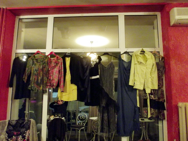 Buvljak u Q baru Buvljak u Q baru