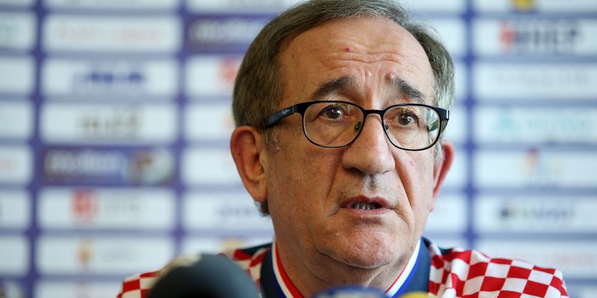 Lino Červar s igračima Marićem i Mamićem obratio se medijima Lino Červar s igračima Marićem i Mamićem obratio se medijima