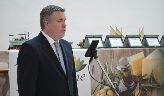 Benito Pucar, Dani masline