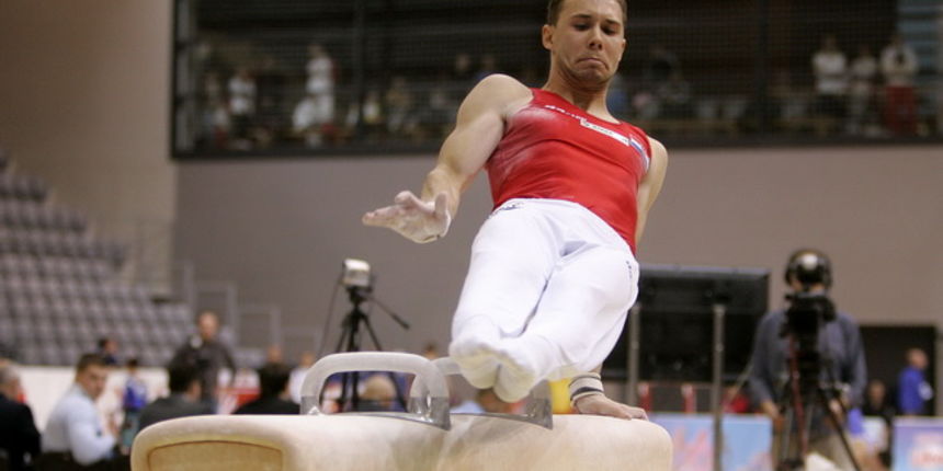 Osijek, 061109.Sportska dvorana Gradski vrt. Svjetski kup u sportskoj gimnastici Osijek Grand prix 09, kvalifikacije. Na slici: Robert Seligman na konju.Foto: Vlado Kos / CROPIX Osijek, 061109.Sportska dvorana Gradski vrt. Svjetski kup u sportskoj gimnastici Osijek Grand prix 09, kvalifikacije. Na slici: Robert Seligman na konju.Foto: Vlado Kos / CROPIX