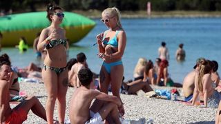 Zrće: Prvi dan Hideout festivala privukao nekoliko tisuća turista, Photo: Dalibor Urukalovic/PIXSELL Zrće: Prvi dan Hideout festivala privukao nekoliko tisuća turista, Photo: Dalibor Urukalovic/PIXSELL