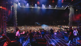 Stari Plac: Mišo Kovač i prijatelji priredili nezaboravan koncert