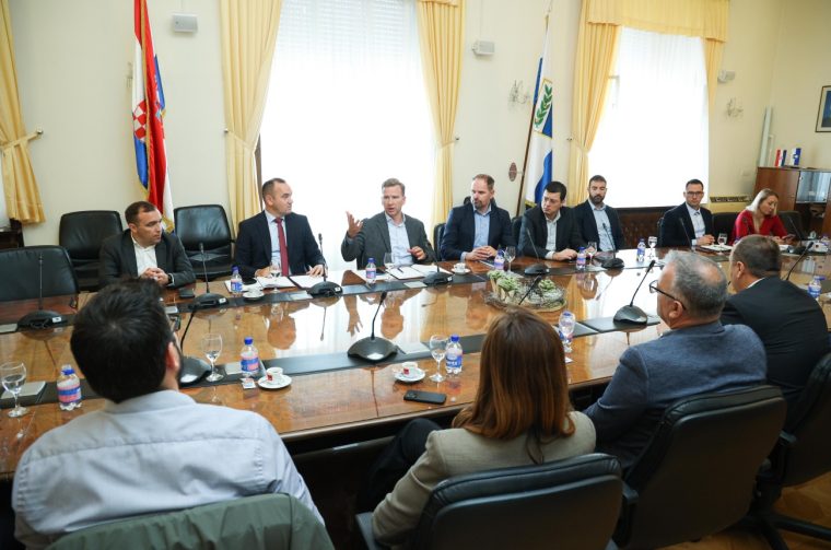 2955874dabdd61fd763b543a1fbf3447_XL 2955874dabdd61fd763b543a1fbf3447_XL