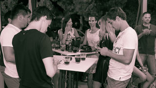 Klapa Kampanel @ Menfisto bar, 18.7.2015. (foto: Ivan Toman) Klapa Kampanel @ Menfisto bar, 18.7.2015. (foto: Ivan Toman)