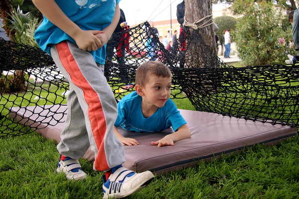 Sportska manifestacija za djecu “1000 koraka kroz 1000 ulica” SŠ “Loptica” Sportska manifestacija za djecu “1000 koraka kroz 1000 ulica” SŠ “Loptica”