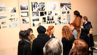 ArtAkt, izlozba Ivane Jenjic, predstava Vili Matula, foto: I. Perincic ArtAkt, izlozba Ivane Jenjic, predstava Vili Matula, foto: I. Perincic