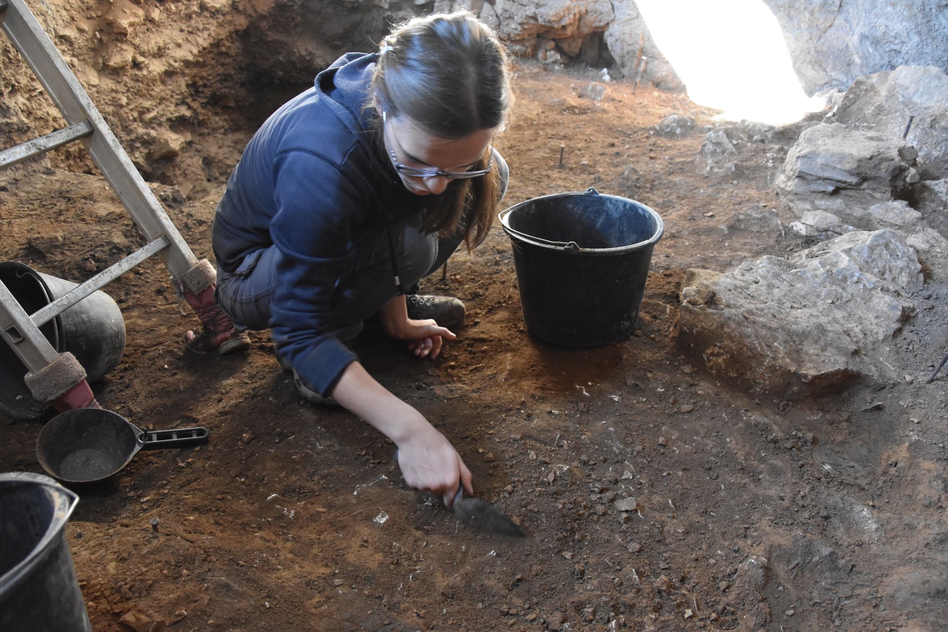 Paleolitička Venera pronađena u pećini Vlakno na Dugom otoku Paleolitička Venera pronađena u pećini Vlakno na Dugom otoku
