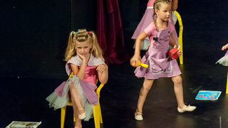 Gesta u HNK Zadar: “Odgojoj 2 (pubertet uzvraća)”