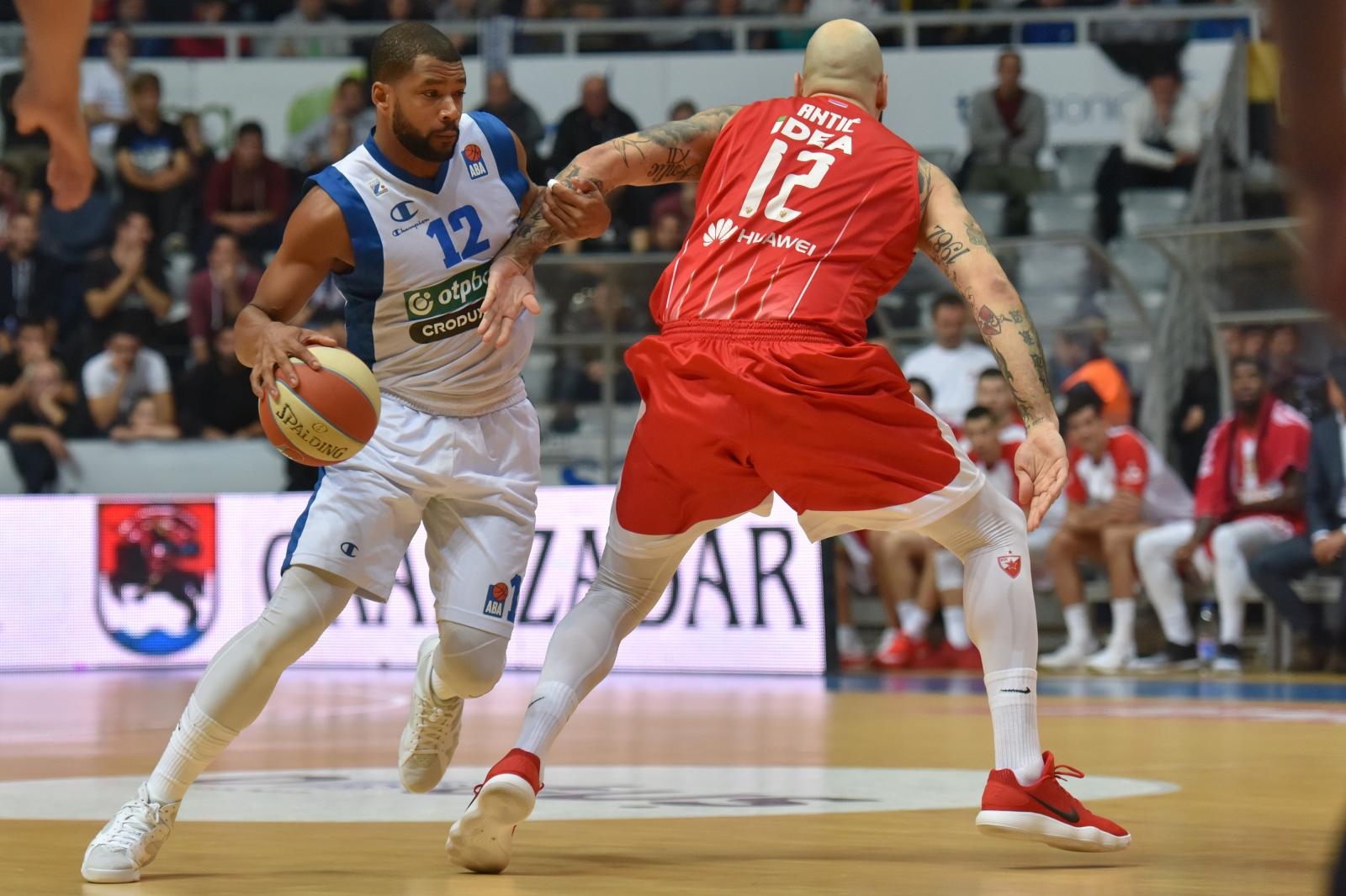 ABA liga, 9. kolo: KK Zadar – KK Crvena Zvezda 76-88 ABA liga, 9. kolo: KK Zadar – KK Crvena Zvezda 76-88