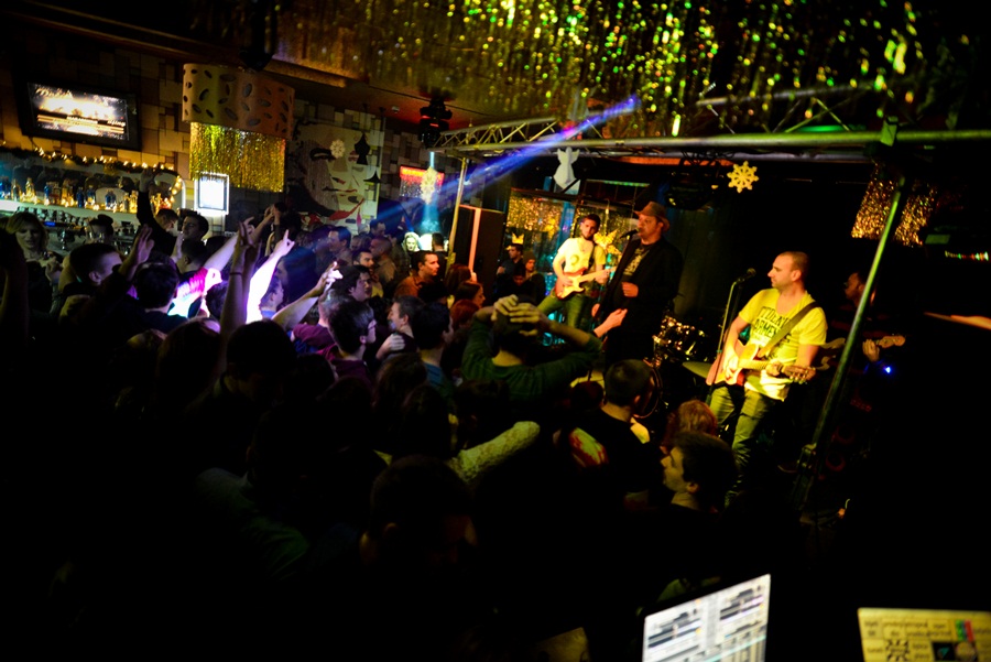 Božićni koncert Marijana Bana i Diktatora u Maraschino baru