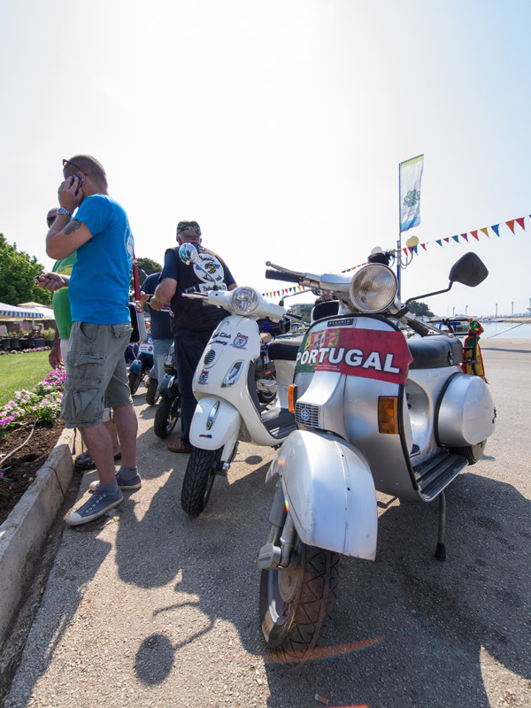 Vespaši zauzeli Biograd, foto: Vinko Pešić