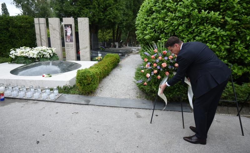 Odavanje počasti Draženu Petroviću povodom 24. obljetnice smrti