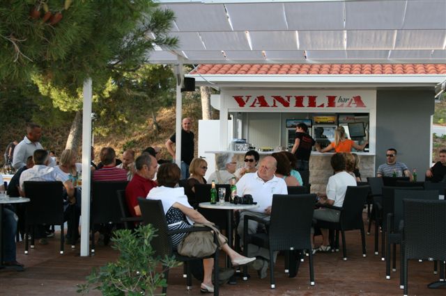 Otvorenje caffe-bara “Vanilia”