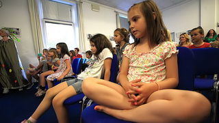 U Gradskoj knjižnici roditelji djece vrtića “Jadran” odigrali su predstavu “Kuća za smeće”, Foto. Roberto Lerga U Gradskoj knjižnici roditelji djece vrtića “Jadran” odigrali su predstavu “Kuća za smeće”, Foto. Roberto Lerga