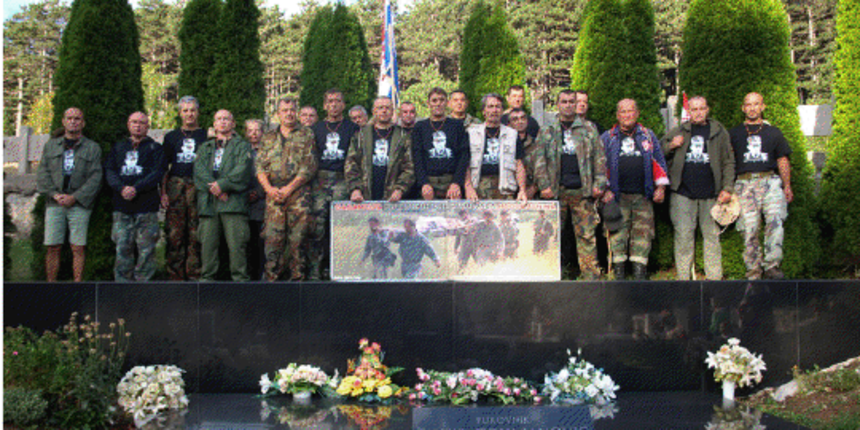 Hrvatski branitelji hodočaste pješke od Zadra do Udbine Hrvatski branitelji hodočaste pješke od Zadra do Udbine