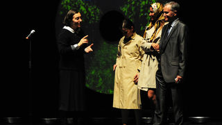 Zadar, 11.04.2013. snimio: Nenad Marčev
dramska pretplata
GRADSKO KAZALIŠTE MLADIH SPLIT
Redatelj: Ivan Leo Lemo
Krčma, alkar, duga
po motivima pripovjedaka Dinka Šimunovića
igraju: Ana Gruica, Belmondo Miliša, Slavko Sobin,
Ivo Perkušić, Zadar, 11.04.2013. snimio: Nenad Marčev
dramska pretplata
GRADSKO KAZALIŠTE MLADIH SPLIT
Redatelj: Ivan Leo Lemo
Krčma, alkar, duga
po motivima pripovjedaka Dinka Šimunovića
igraju: Ana Gruica, Belmondo Miliša, Slavko Sobin,
Ivo Perkušić,