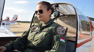 U vojarni “Pukovnik Mirko Vukušić” u Zemuniku započela je letačka obuka za mađarske pilote U vojarni “Pukovnik Mirko Vukušić” u Zemuniku započela je letačka obuka za mađarske pilote