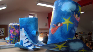 Izložba šešira hrvatskih ilustratora