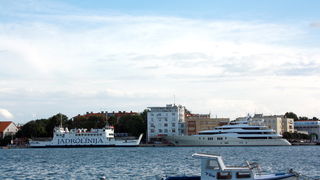 Superjahta “Eminence” u zadarskoj luci Superjahta “Eminence” u zadarskoj luci