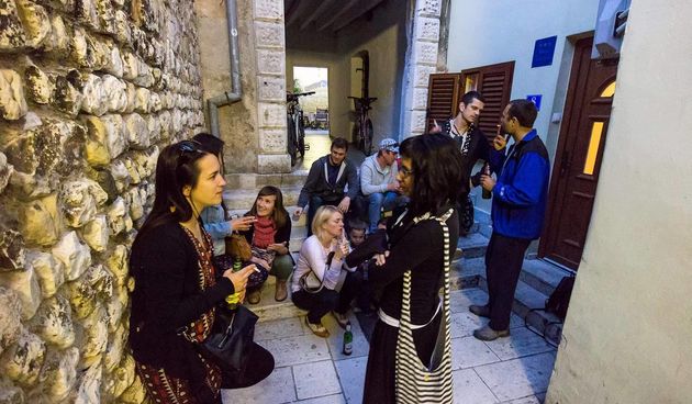 Otvorenje izložbe fotografija Mladena Radolovića Mrlje u PD Paklenica