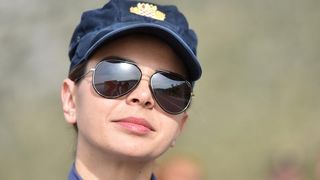 Policajka Petra Mitrović pružila je prvu pomoć unesrećenom motociklistu i bila uz njega do dolaska GSS-a koji ga je izvukla iz provalije. Photo: Dino Stanin/PIXSELL Policajka Petra Mitrović pružila je prvu pomoć unesrećenom motociklistu i bila uz njega do dolaska GSS-a koji ga je izvukla iz provalije. Photo: Dino Stanin/PIXSELL