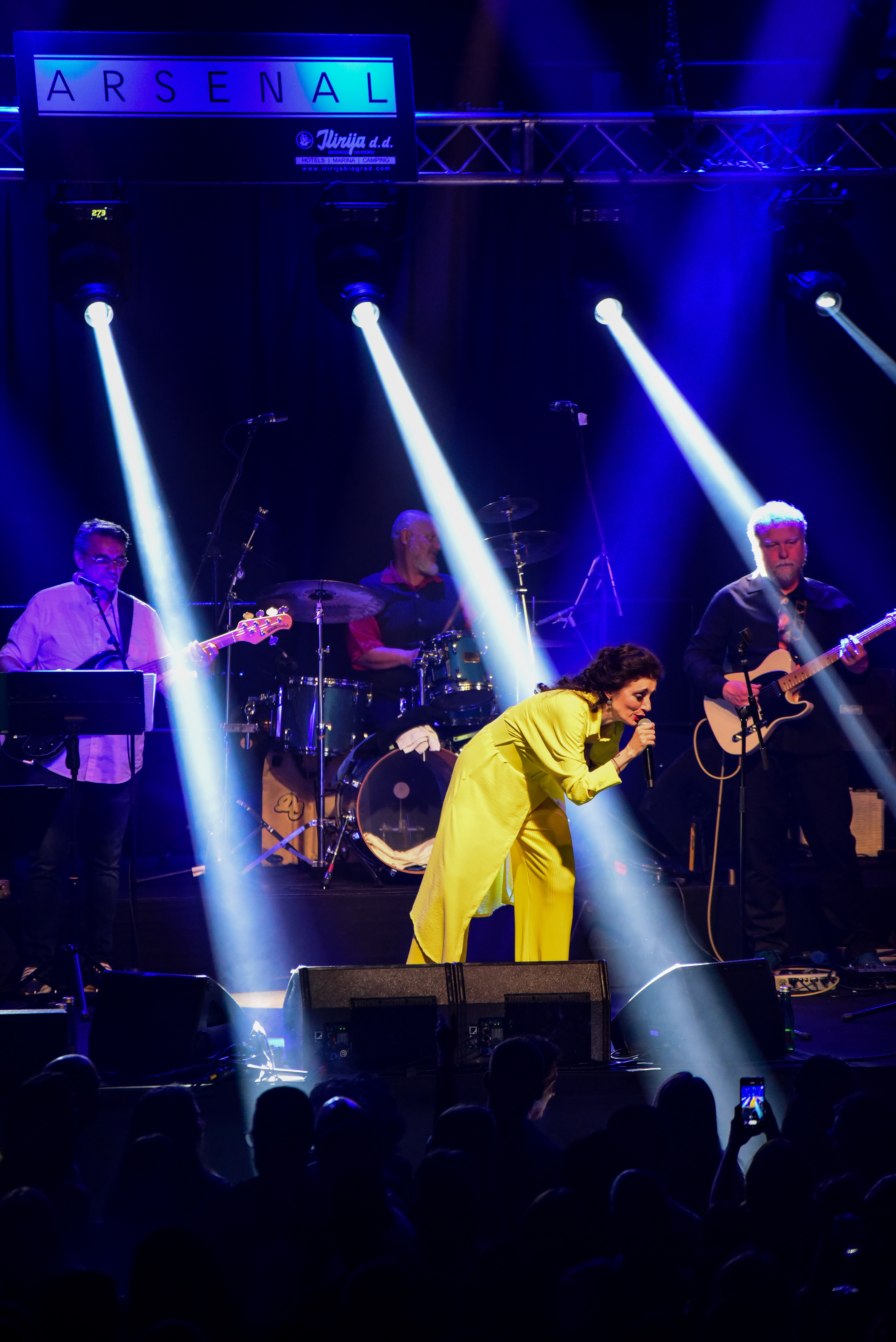 Doris Dragović sinoćnjim koncertom oduševila je Arsenalovu publiku