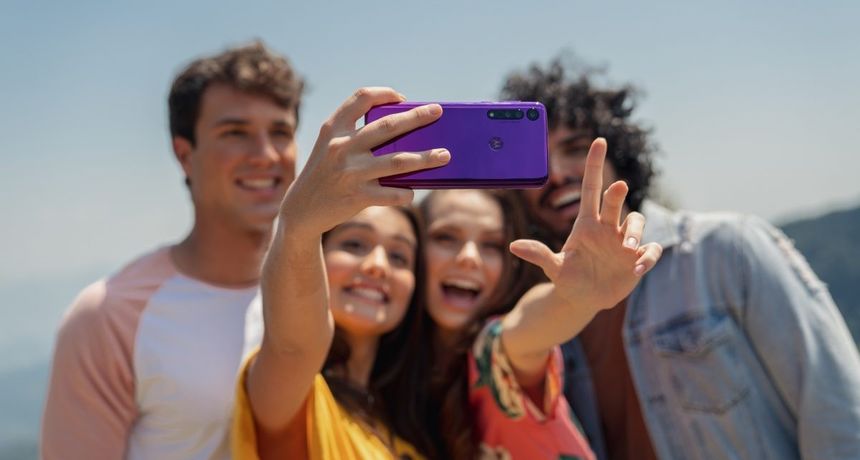 Motorola Moto G8 Plus, G8 Play i E6 Play Motorola Moto G8 Plus, G8 Play i E6 Play