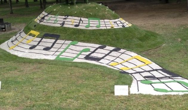 Zadarsku hortikulturnu kreaciju pod naslovom “Cvjetna simfonija” osmislila je Anita Valčić, foto: radio Zadar