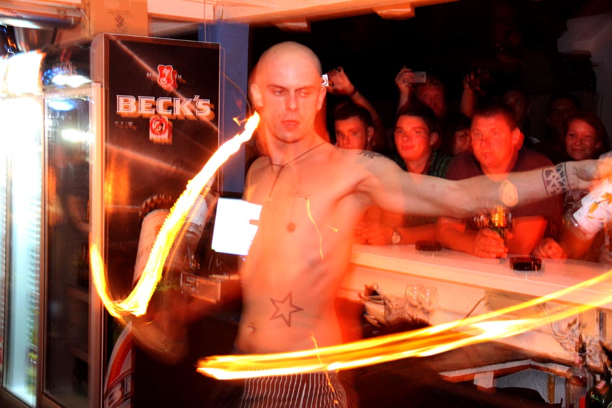 Noštromo bar Vir: Crazy flame night vol #3, foto: Iva Perinčić Noštromo bar Vir: Crazy flame night vol #3, foto: Iva Perinčić