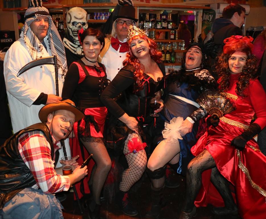 Virske maškare: Maja Šuput zapalila ledenu virsku večer Virske maškare: Maja Šuput zapalila ledenu virsku večer