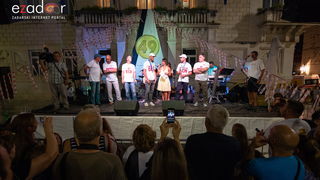 Svečani doček svjetskih prvaka Mihovila i Šime Fantele na Narodnom trgu Svečani doček svjetskih prvaka Mihovila i Šime Fantele na Narodnom trgu