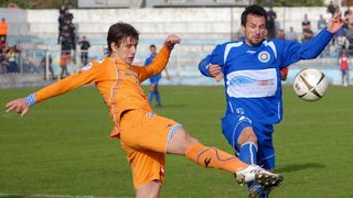 Image 1190251 (auto) Image 1190251 (auto)