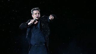 13.08.2013., Zagreb – Britanski pjevac Robbie Williams odrzao je koncert na maksimirskom stadionu u sklopu turneje Take the crown. Photo: Petar Glebov/Pixsell 13.08.2013., Zagreb – Britanski pjevac Robbie Williams odrzao je koncert na maksimirskom stadionu u sklopu turneje Take the crown. Photo: Petar Glebov/Pixsell