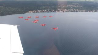 Krila Oluje i Red Arrows preletjeli iznad Zadarskog kanala