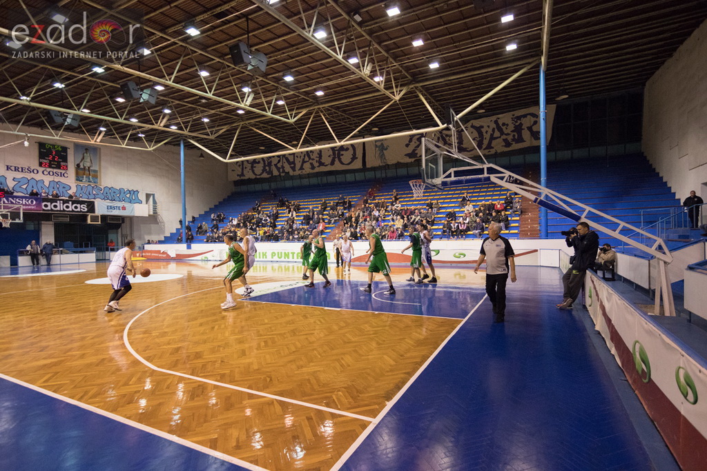 Fešta u povodu 80. rođendana Pina Giergie: Vetarani KK Zadar – Veterani KK Olimpija Fešta u povodu 80. rođendana Pina Giergie: Vetarani KK Zadar – Veterani KK Olimpija