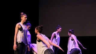 HNK Zadar: 5. Zadarski plesni festival u organizaciji Plesne udruge Gesta okupio je više od 260 plesača HNK Zadar: 5. Zadarski plesni festival u organizaciji Plesne udruge Gesta okupio je više od 260 plesača