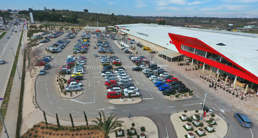 Supernova Zadar ulaz i parking Supernova Zadar ulaz i parking