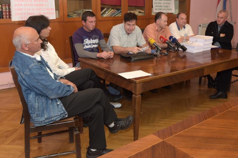 Radnici tvrtki koje već mjesecima ne isplaćuju plaće traže bolju pravnu zaštitu radnika, Photo: Dino Stanin/PIXSELL Radnici tvrtki koje već mjesecima ne isplaćuju plaće traže bolju pravnu zaštitu radnika, Photo: Dino Stanin/PIXSELL