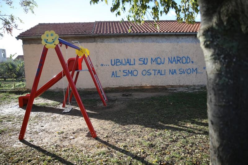 Kolonom sjećanja i polaganjem vijenaca obilježena 23. obljetnica stradanja Škabrnje, Foto: Filip Brala/PIXSELL Kolonom sjećanja i polaganjem vijenaca obilježena 23. obljetnica stradanja Škabrnje, Foto: Filip Brala/PIXSELL