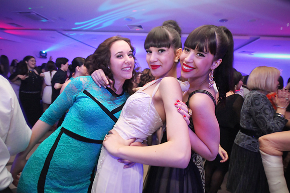 Maturalna večer Ekonomske škole (foto:Saša Čuka) Maturalna večer Ekonomske škole (foto:Saša Čuka)