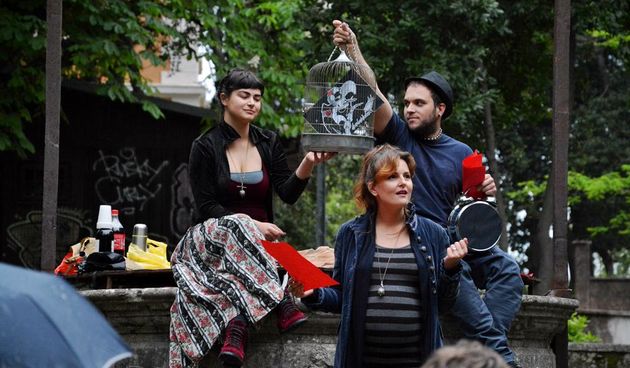 Noć knjige – Čitanje poezije u parku, foto: Iva Perinčić