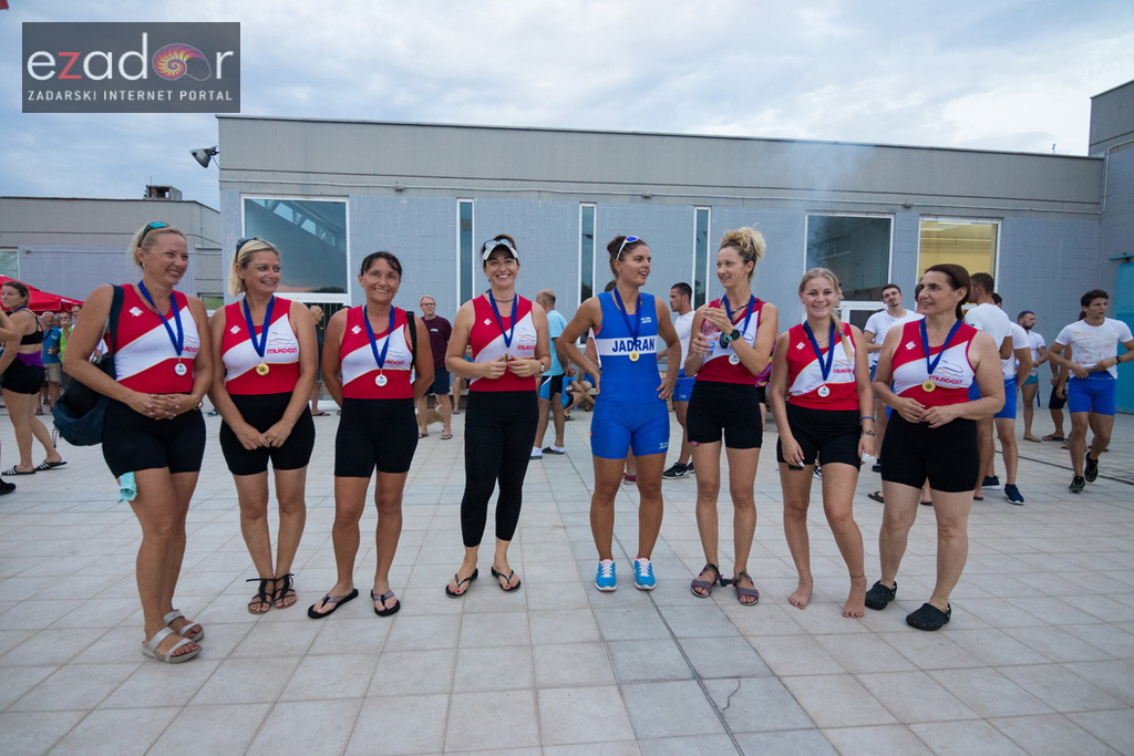 6. “Jadranov veslački dvoboj” osmeraca u uvali Jazine 6. “Jadranov veslački dvoboj” osmeraca u uvali Jazine