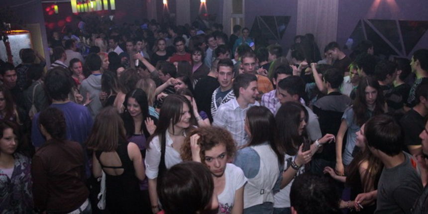 Klub Satir ogranizirao party za sudionike SHKM, 8. svibnja 2010.