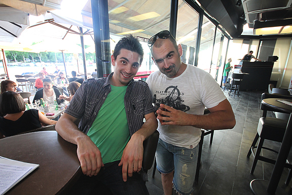 Image 888203 (auto) Image 888203 (auto)