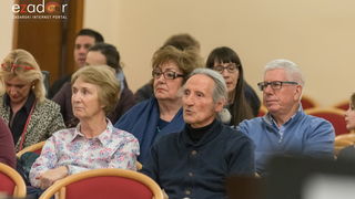 “Glazbena fantazija” Zadarskog komornog orkestra u Svečanoj dvorani Sveučilišta u Zadru. Solist Berislav Šipuš na klaviru, pod ravnanjem maestra Pavla Dešpalja “Glazbena fantazija” Zadarskog komornog orkestra u Svečanoj dvorani Sveučilišta u Zadru. Solist Berislav Šipuš na klaviru, pod ravnanjem maestra Pavla Dešpalja