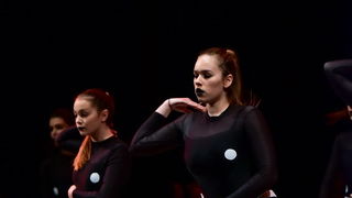 Predstava “Odgojoj” Plesne udruge Gesta u HNK Zadar