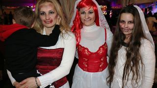 Virske maškare: Nedjelja u znaku zvijezdice Meri, Tota i Tempo Banda