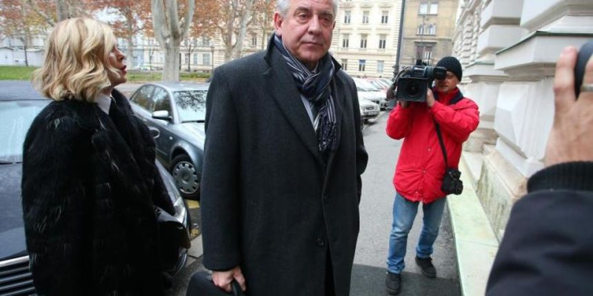 Ivo Sanader dolazi na pripremno sudsko rociste na Zupanijski sud za Hypo i Ina-MOL. Photo: Jurica Galoic/PIXSELL