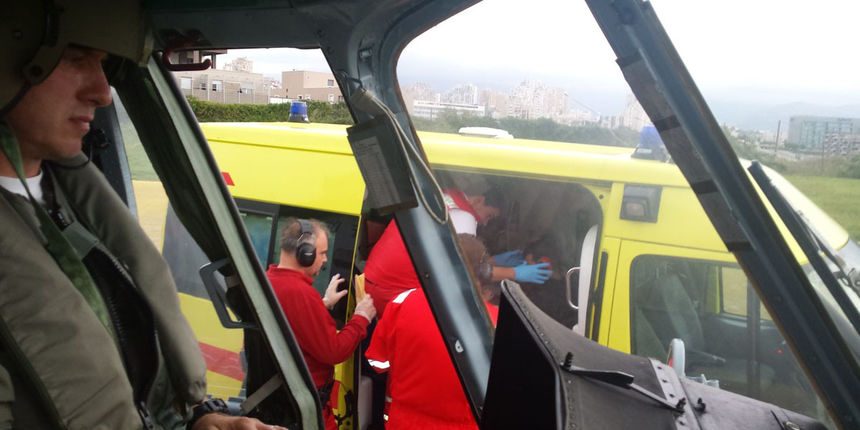 Helikopterom HRZ i PZO-a prevezena beba s otoka Visa Helikopterom HRZ i PZO-a prevezena beba s otoka Visa