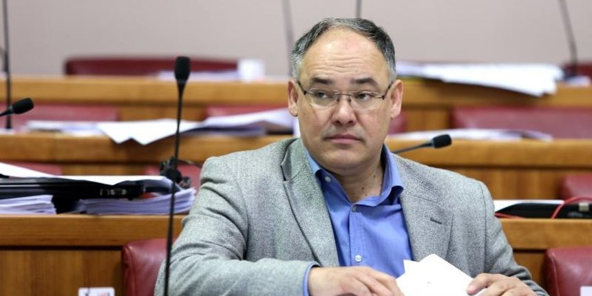 Zagreb – Raspravom o Izvjescu o poslovanju HRT-a za 2013. godinu nastavljena je sjednica Sabora RH. Photo: Patrik Macek/PIXSELL Zagreb – Raspravom o Izvjescu o poslovanju HRT-a za 2013. godinu nastavljena je sjednica Sabora RH. Photo: Patrik Macek/PIXSELL